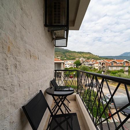 Studio Apartment N2 Tivat Eksteriør bilde