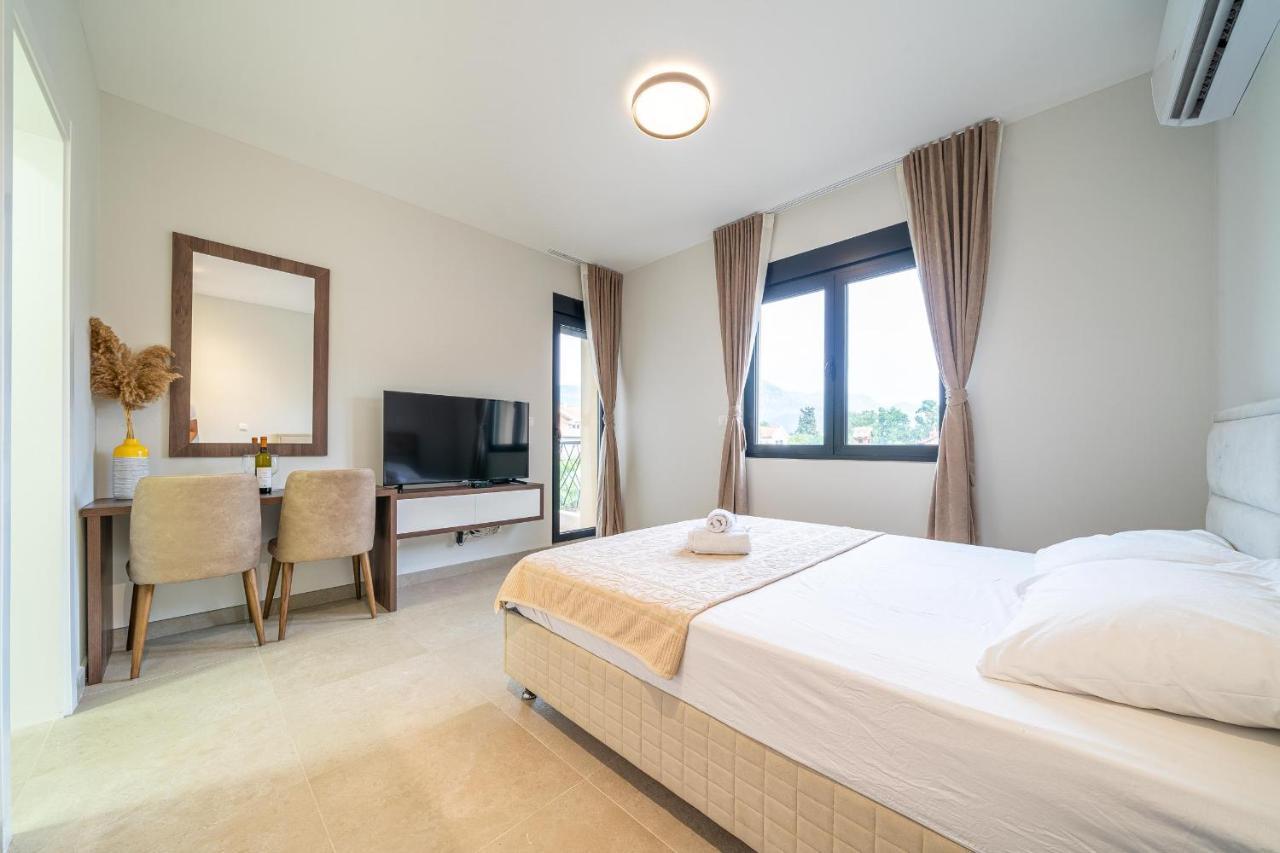Studio Apartment N2 Tivat Eksteriør bilde