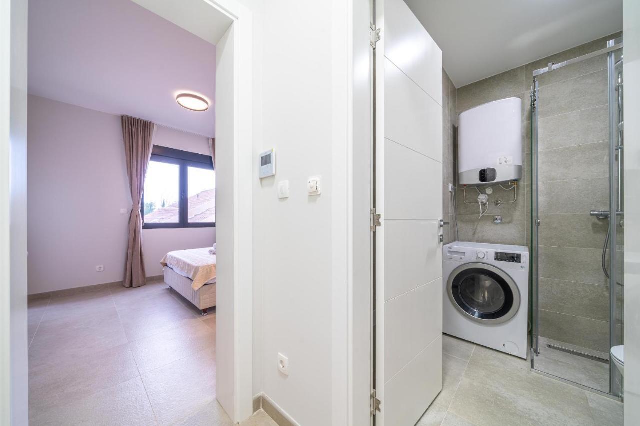 Studio Apartment N2 Tivat Eksteriør bilde